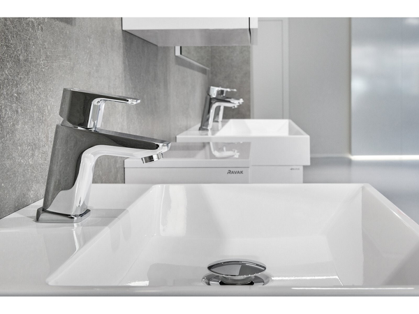 Umyvadlová pileta Click-Clack