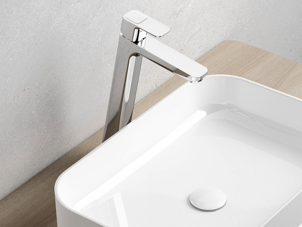 TD 015.00 Umyvadlová stojánková  333 mm, bez výpusti