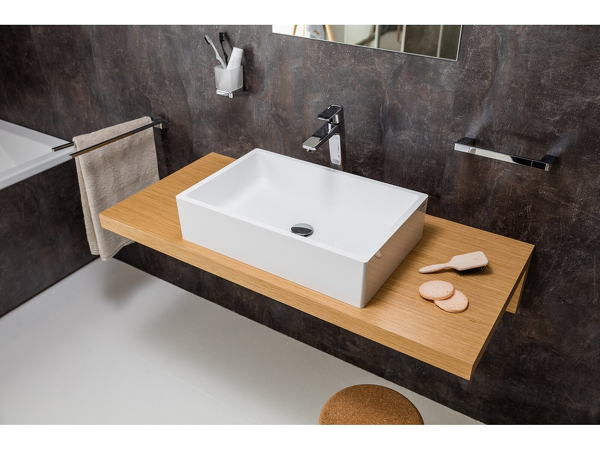 TD 210 Držák s pohárkem